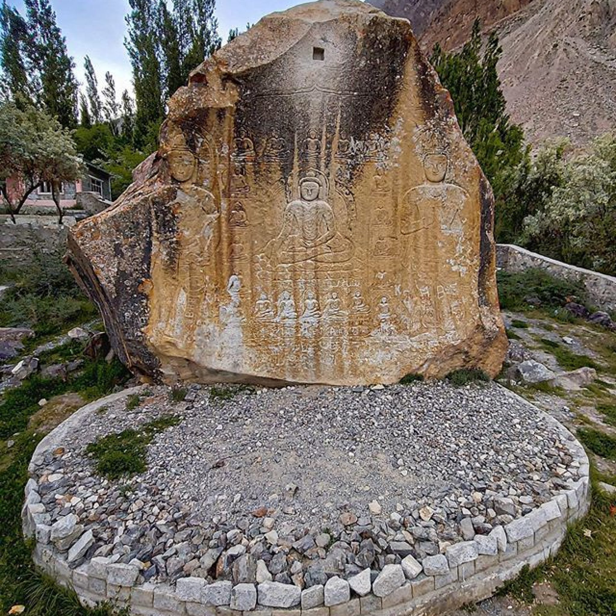 MANTHAL BUDDHA ROCK